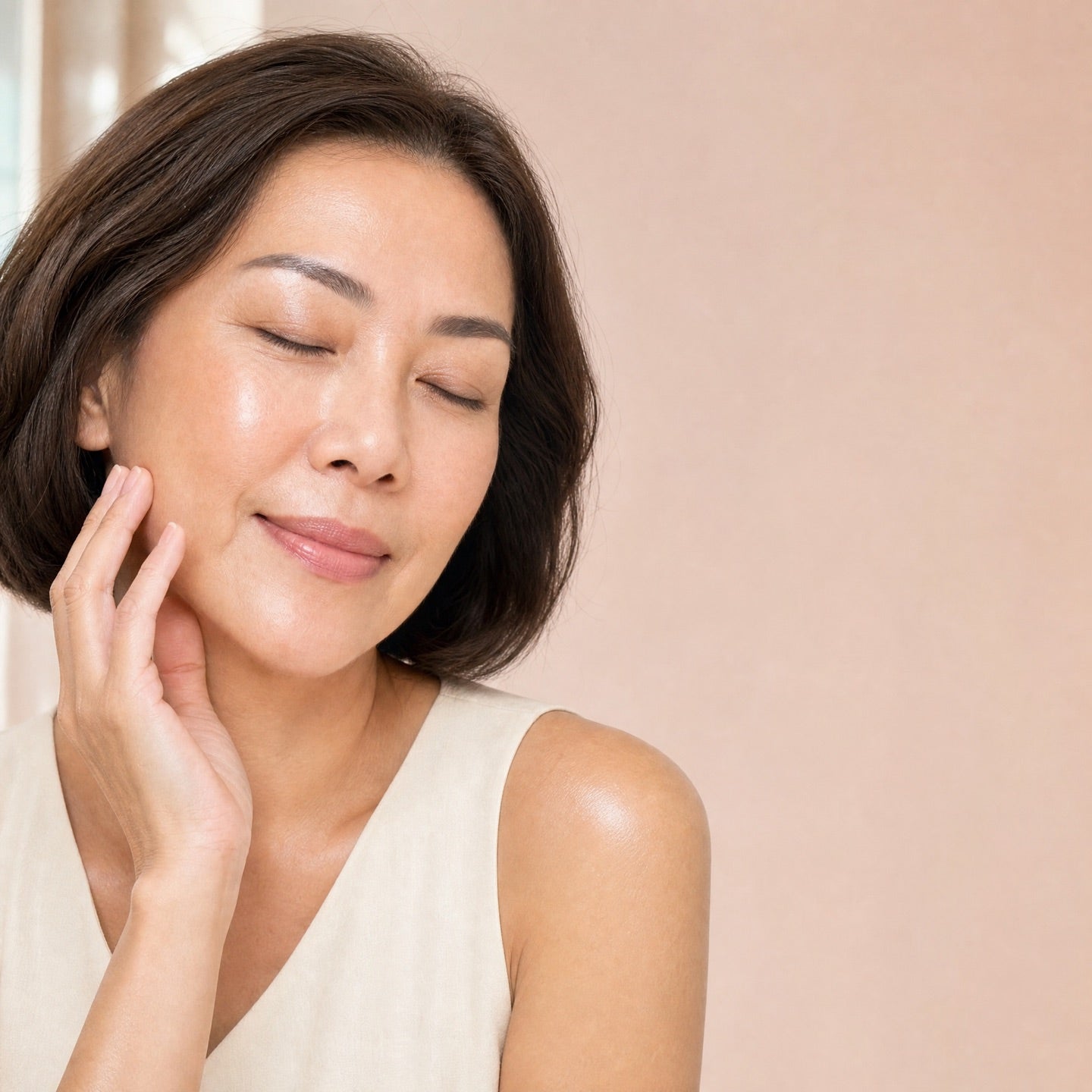 mature Filipina with glowing skin